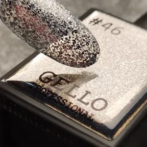 b4f3aa_45a756700c884de3bf7ea06f565c1c69mv2.webp לק ג'ל 13 מ"ל | מס' 46 נצנץ כסף | גלו GELLO