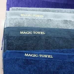 מגבת הפלא למספרה המקורי Magic Towel 85/45 מארז 100 יחי